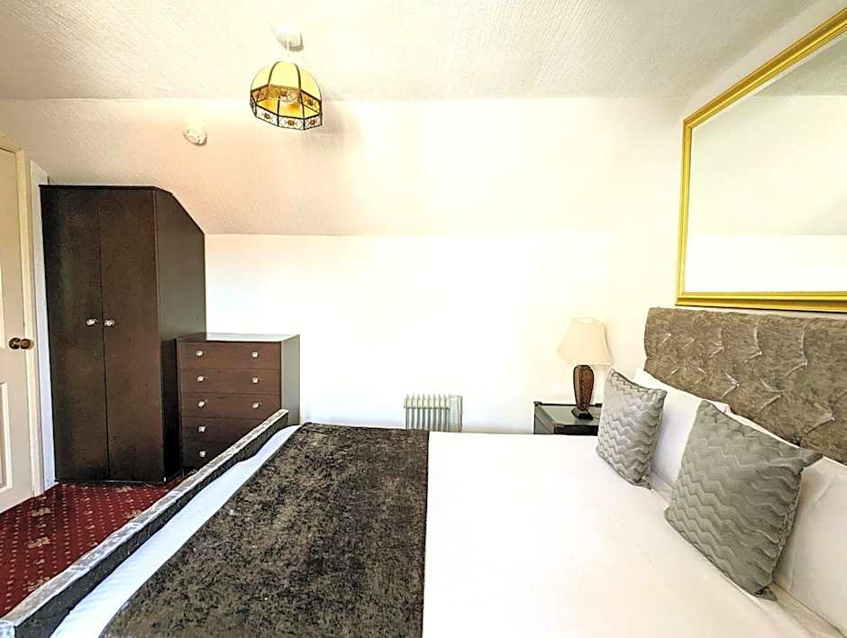 Brookside Hotel & Restaurant ,Suitable for Solo Travelers Couples Educational Groups Families & Contractors welcome