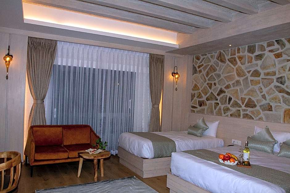 Arushi Boutique Hotel