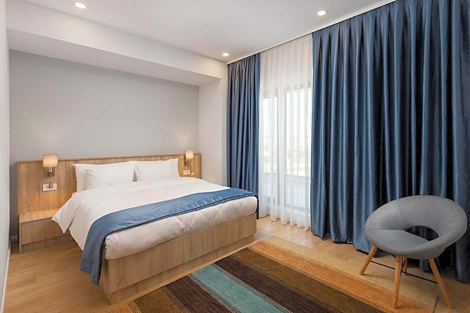 Athina Suites Hotel
