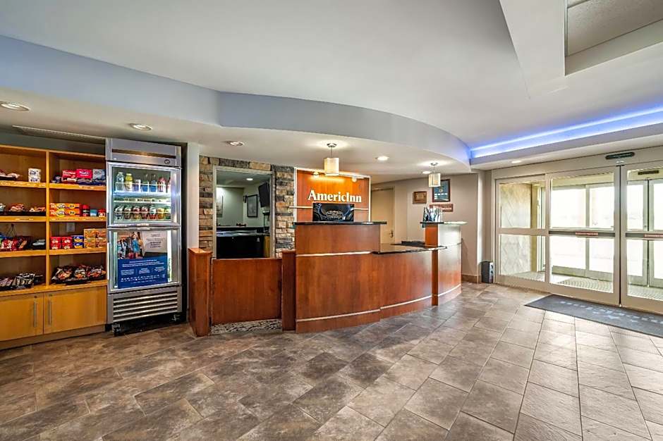 AmericInn by Wyndham Fairfield