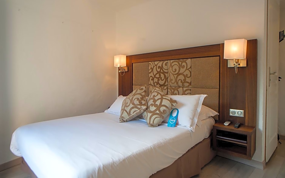 Hotel B Lodge