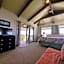 A Beautiful Edge of the World Bed & Breakfast