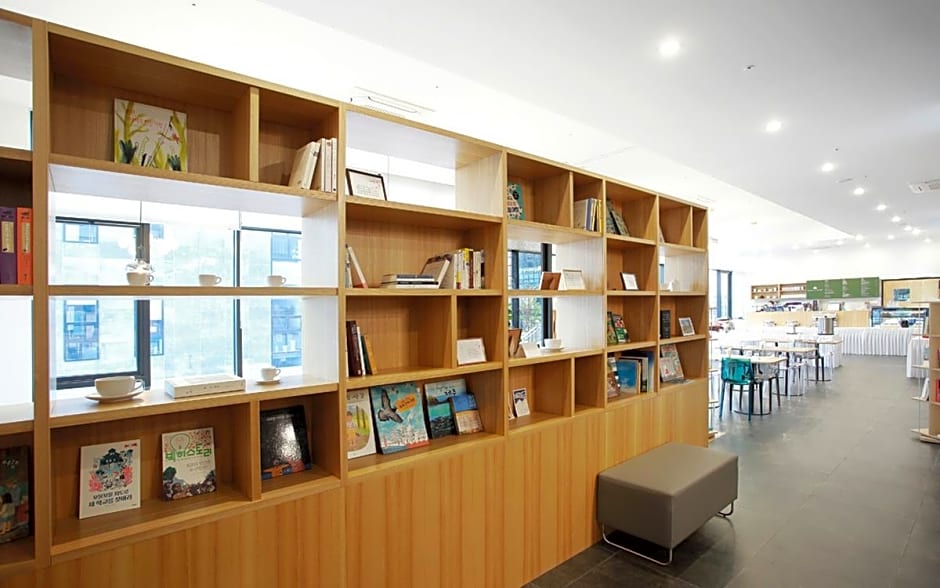 Gangneung City Hotel