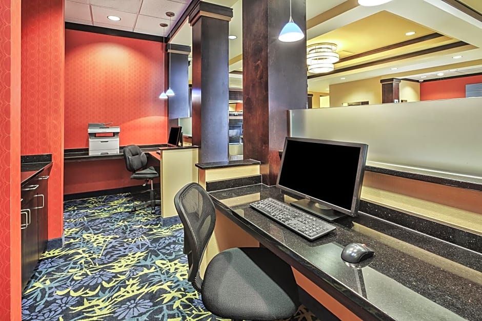 Holiday Inn Express Hotel and Suites Dayton South I 675 By IHG