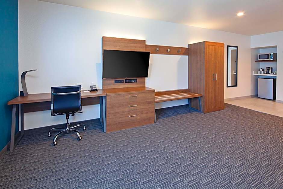 Holiday Inn Express Hollywood Walk of Fame By IHG