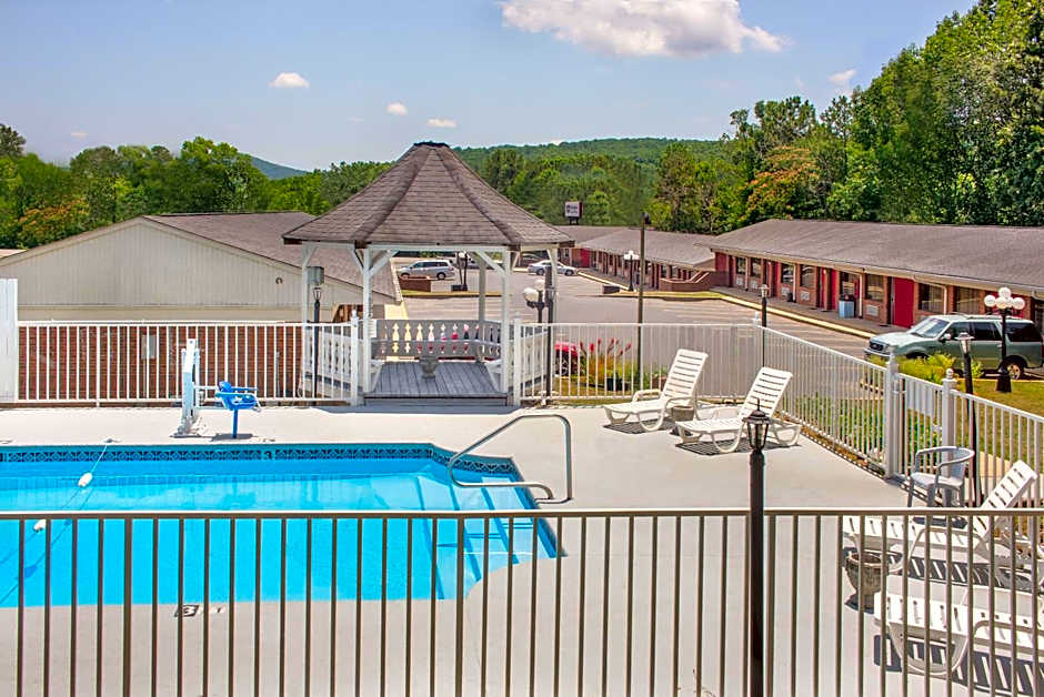 Hotel Express Anniston/Oxford