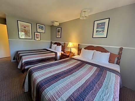 Queen Room with Two Queen Beds