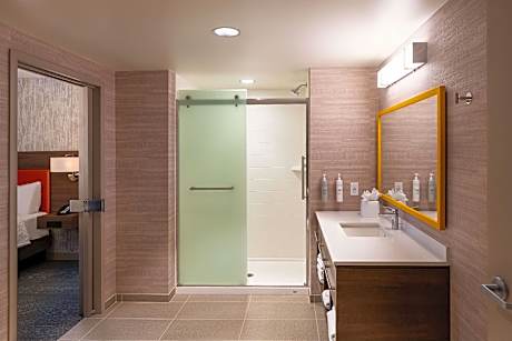 1 King Bed Studio Suite