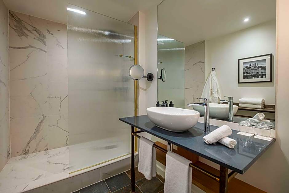 Cour des Loges Lyon, a Radisson Collection Hotel