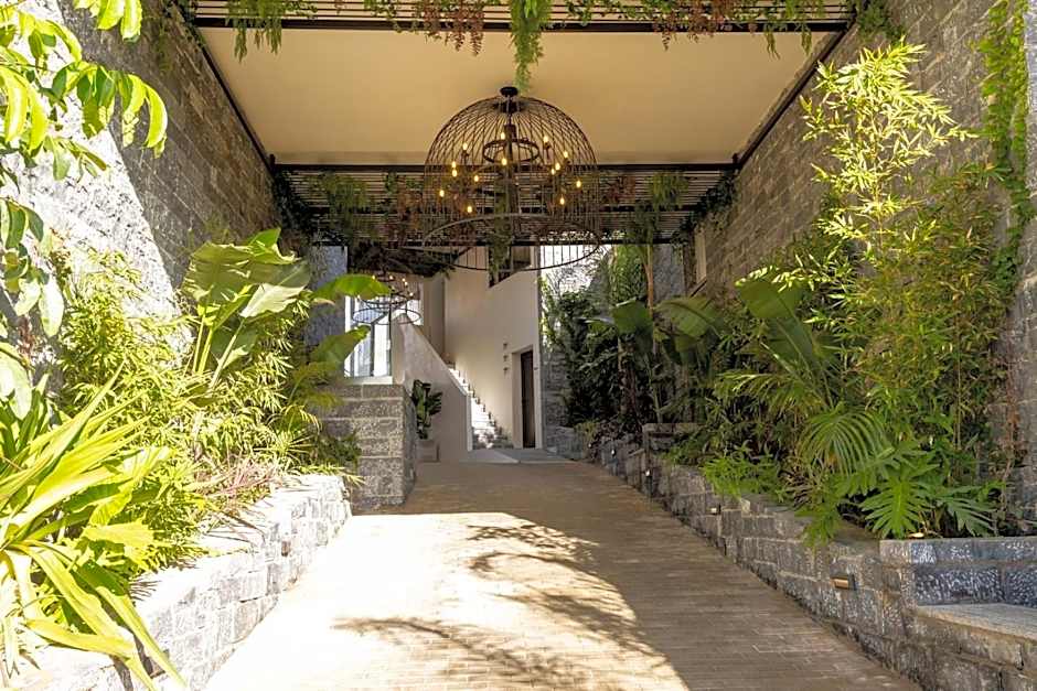 Lazar Lux Suites - Ammoudara