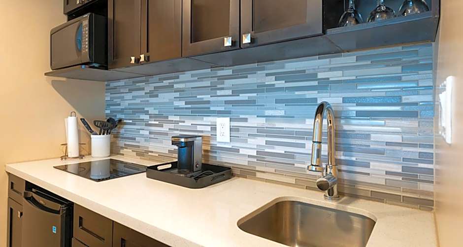 Prestige Oceanview Hotel Prince Rupert