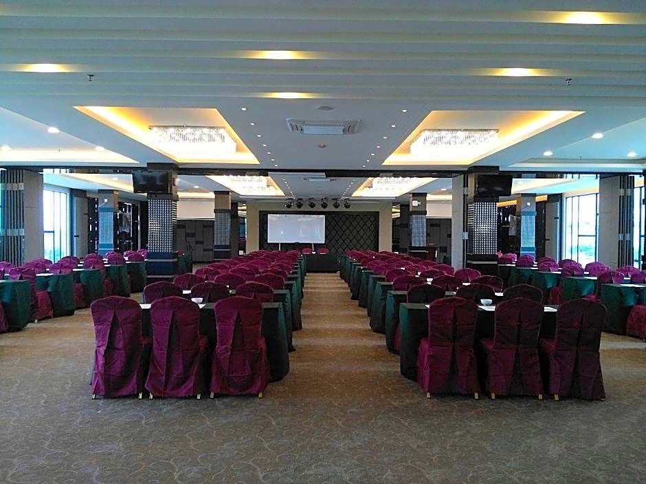 Lintas Platinum Hotel