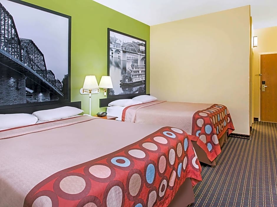 Super 8 by Wyndham Chattanooga/Hamilton Place