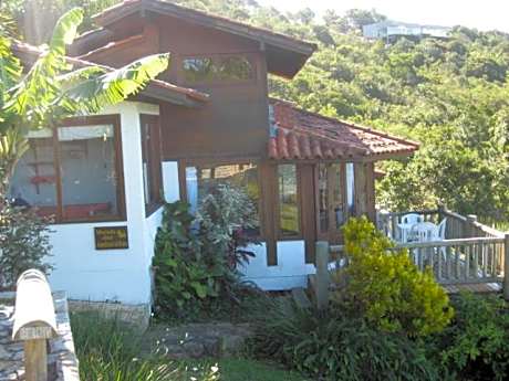 Three-Bedroom Chalet Morada das Andorinhas