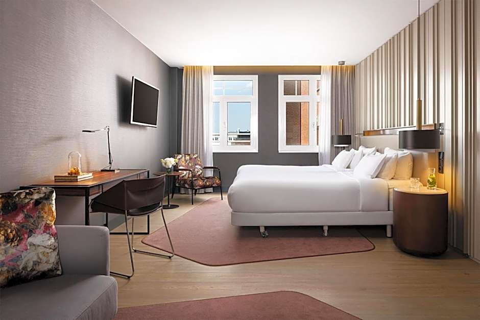 NH Collection Amsterdam Flower Market