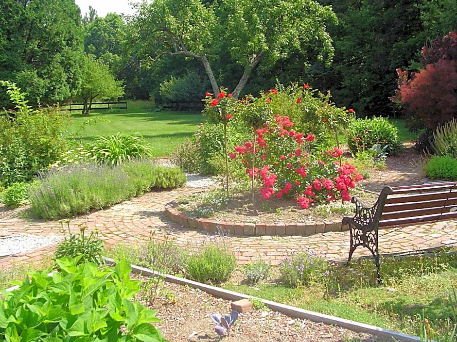 Stephen Clay Homestead Bed and Breakfast