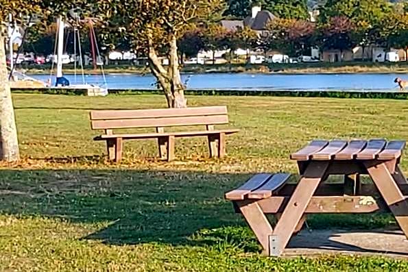 A L Ancre de la Rive