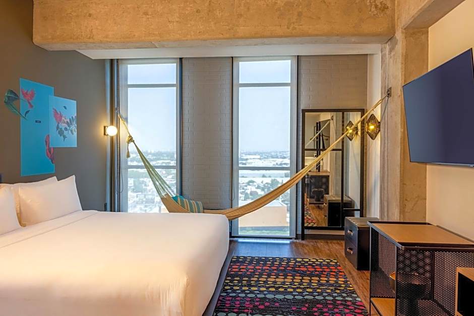 Aloft Guadalajara Sur