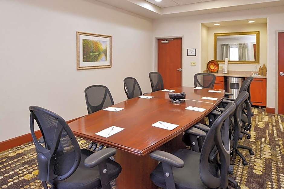 Hampton Inn By Hilton & Suites Wilmington
