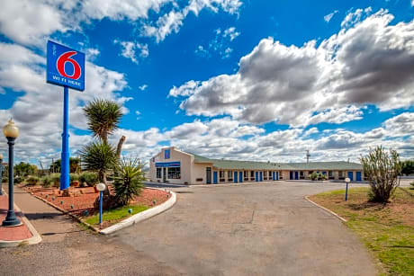 Motel 6-Van Horn, TX