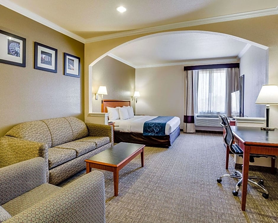 Comfort Suites Deer Park