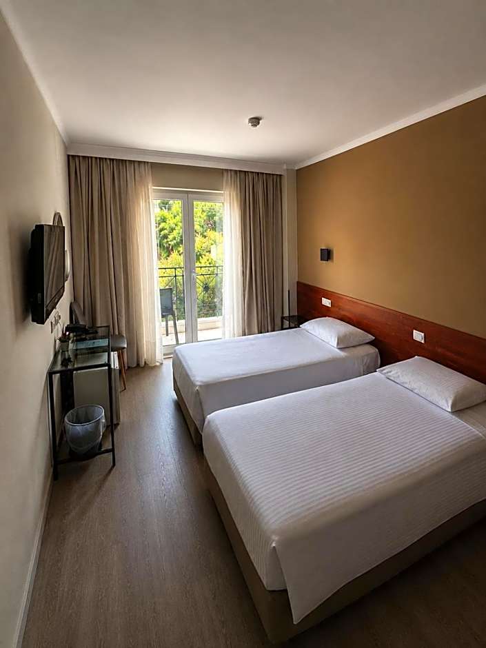 Hotel London