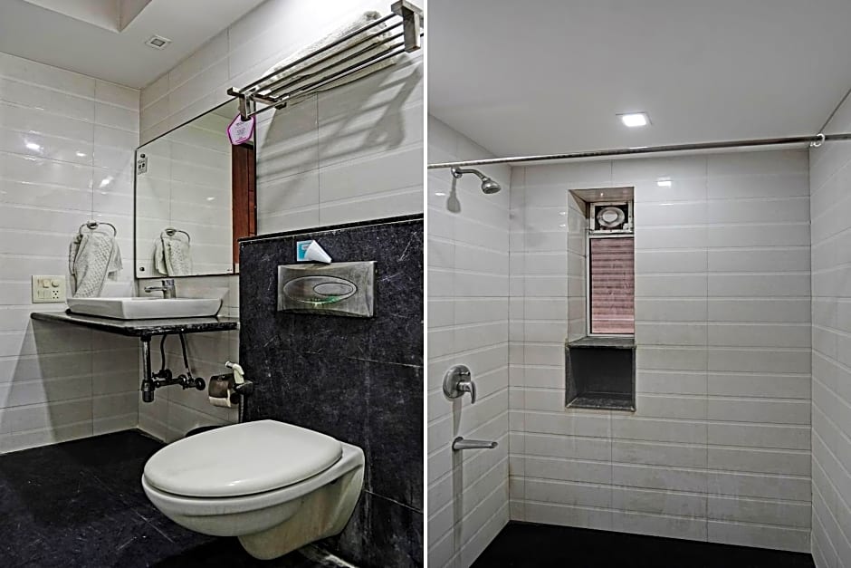 Qotel Noida 51 couple Friendly 