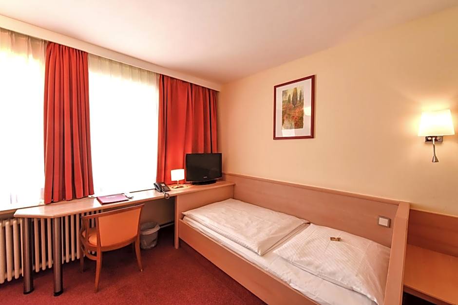 Hotel ADRIA Munchen