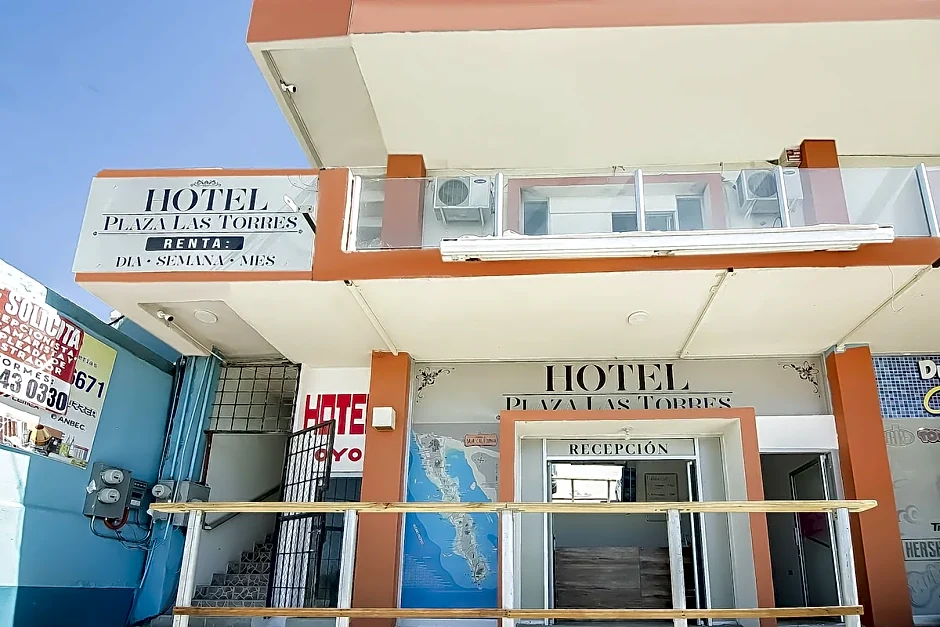 OYO Hotel Plaza Las Torres, Cabo San Lucas