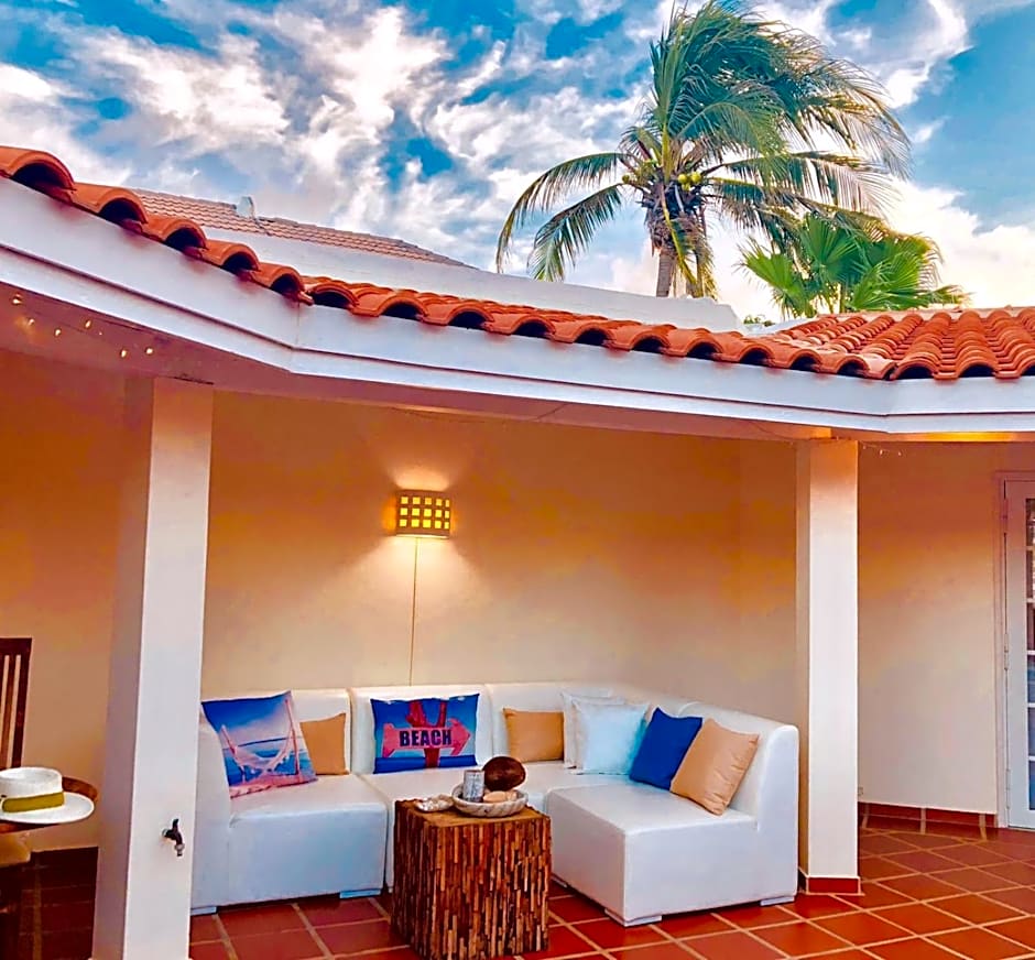 Karibu Aruba Boutique Hotel