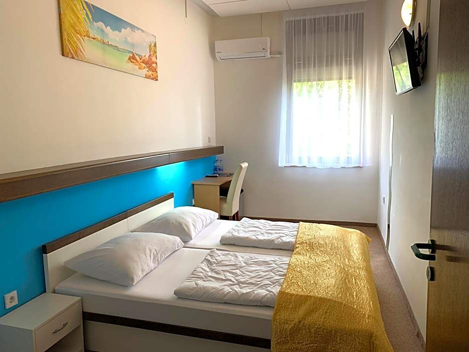 Pansion Ruža