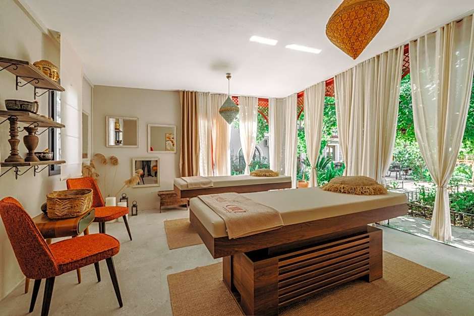 Lill Maison Hotel & City Club