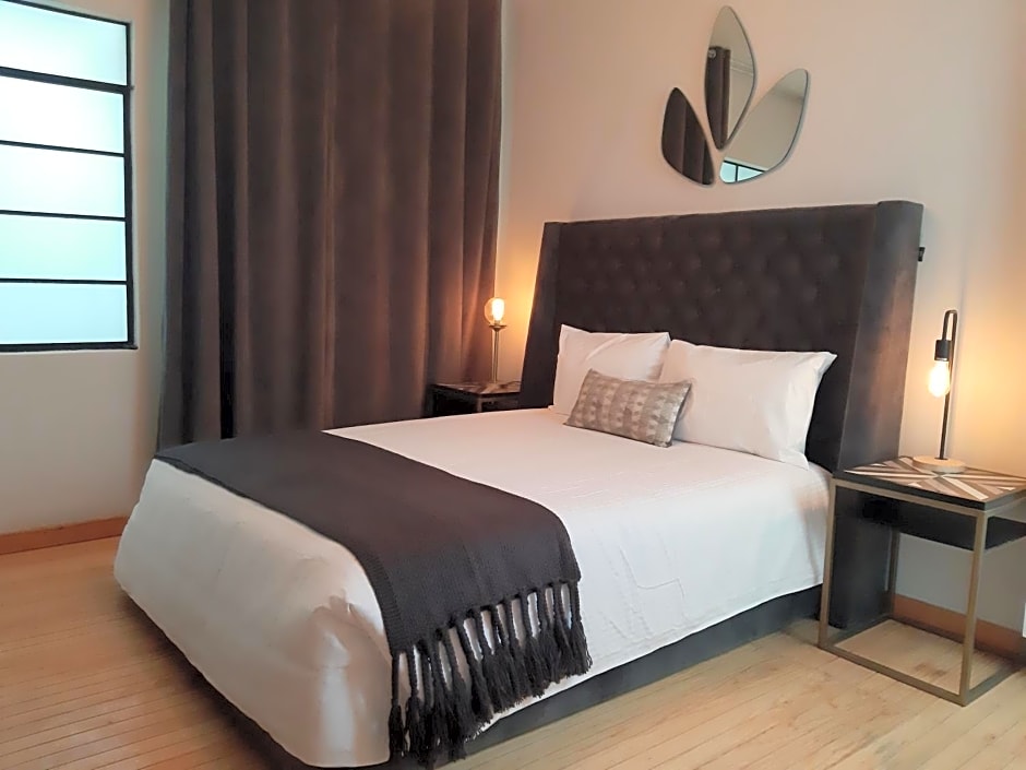 Suites Alcazar
