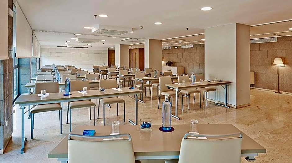 NH Ciudad De Zaragoza