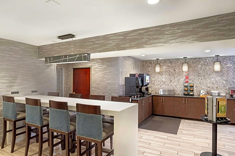 Best Western Plus Fairfield Hotel