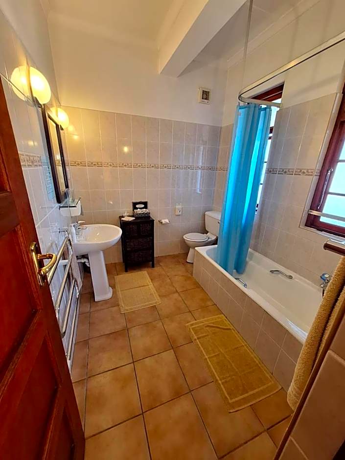 Clarence House – Cape Town, TX