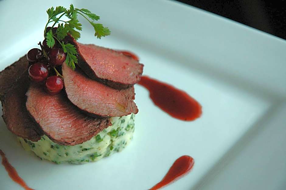 Loch Ness Clansman Hotel