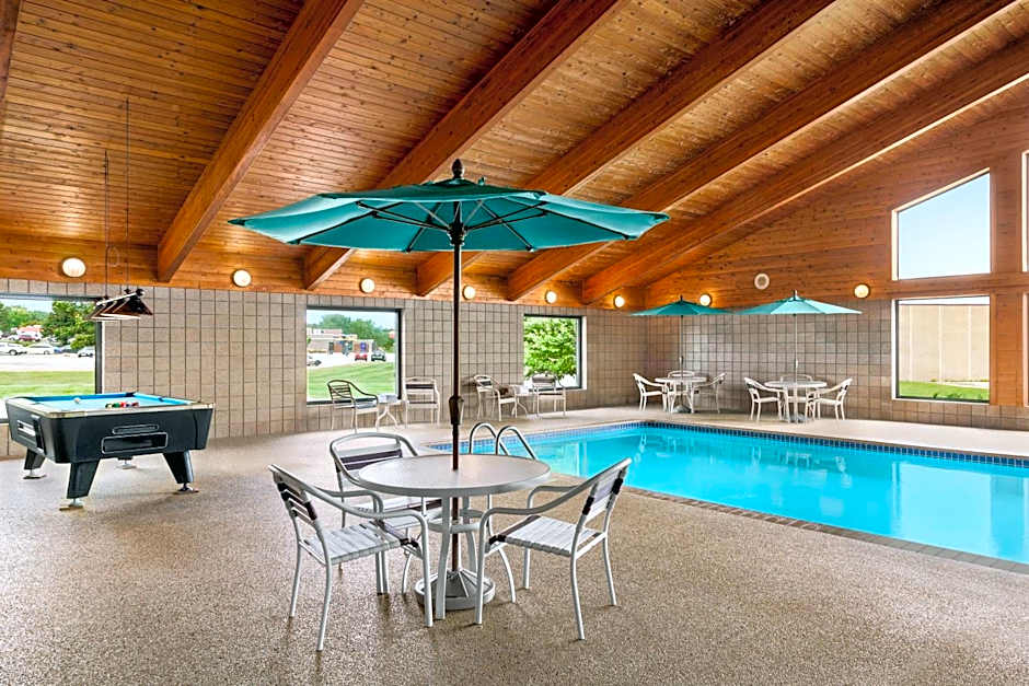 AmericInn by Wyndham Sauk Centre