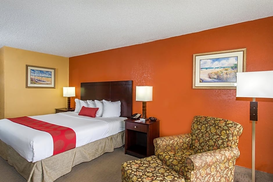 Ramada by Wyndham West Palm Beach Airport