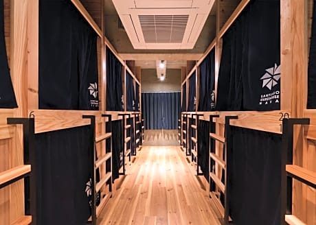Two Beds in Mixed Dormitory Room - 4F