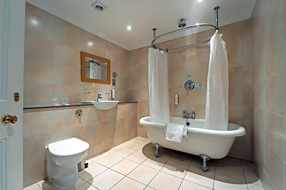 Farington Lodge Hotel