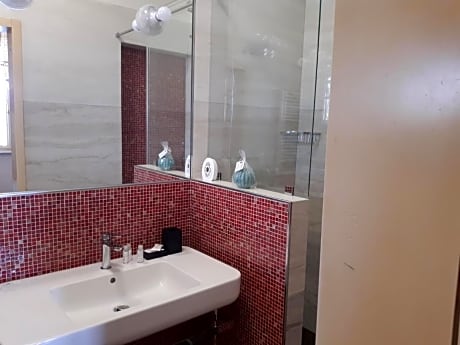 Premium Quadruple Room