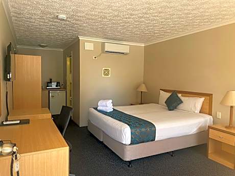 Double Room with Spa Bath