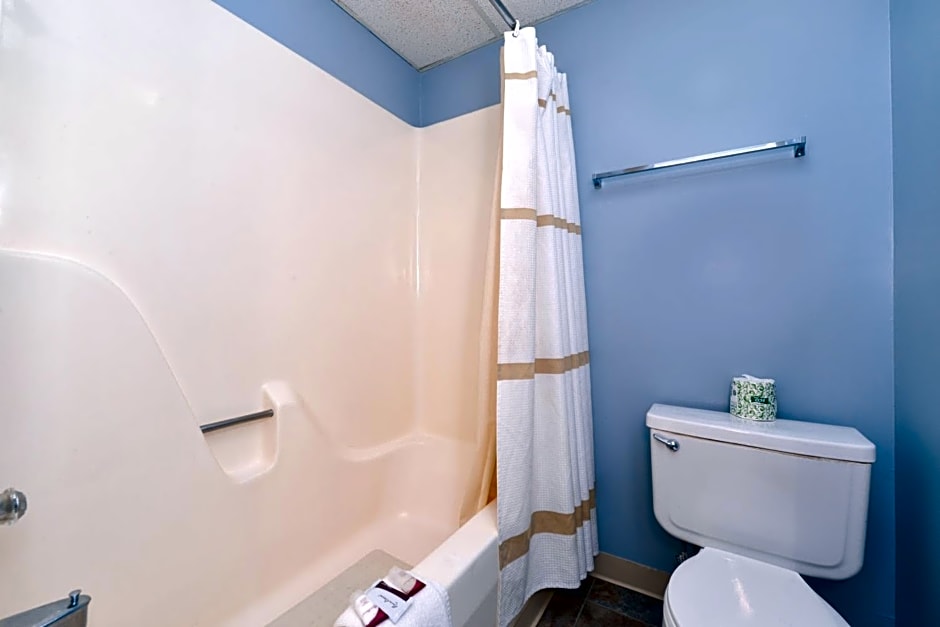 Americas Best Value Inn & Suites Branson - Near The Strip