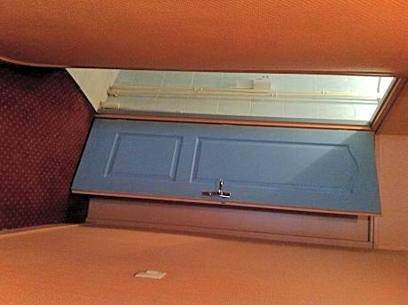 Single Room with Shared Bathroom