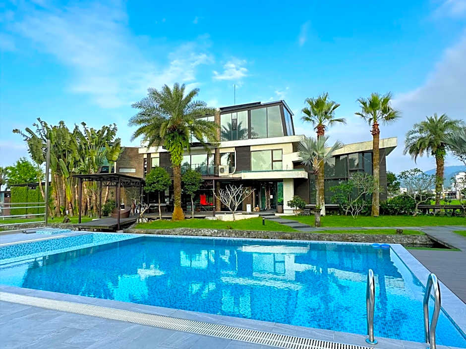 Aqua Star Villa Homestay