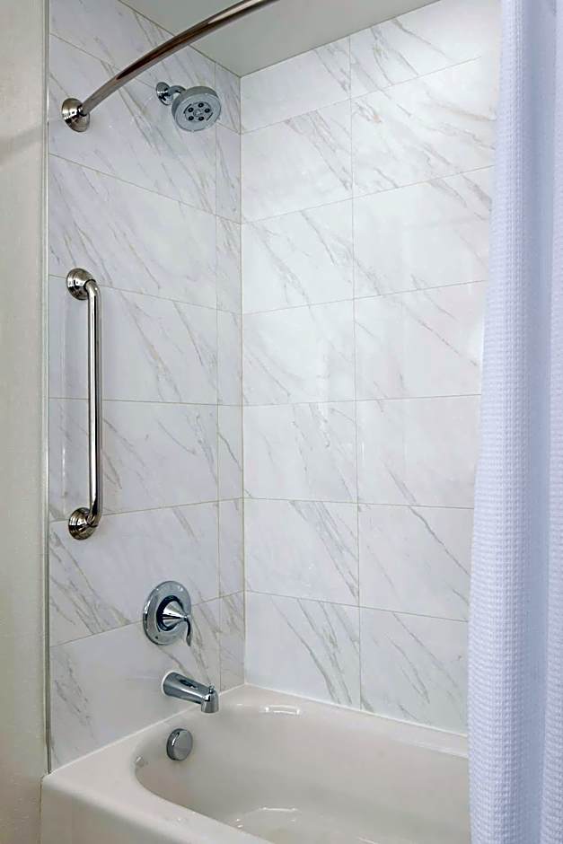 Renaissance by Marriott Denver Downtown City Center Hotel
