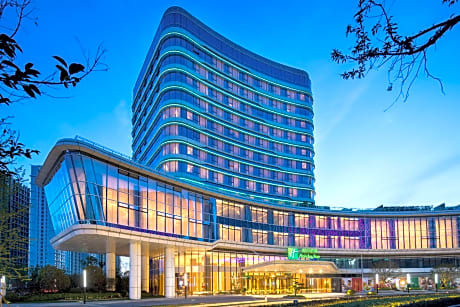 Holiday Inn Zhengzhou Riverside By IHG