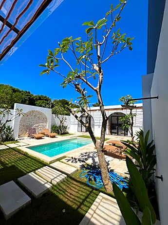 Villa Erita, stylish and beautiful villa in Nyang Nyang