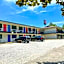 Luxury Inn By OYO Albany